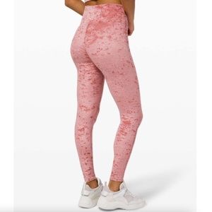 Women's Wunder Crushed Velvet  Lounge HR Tight Size 4 Lululemon Athletica